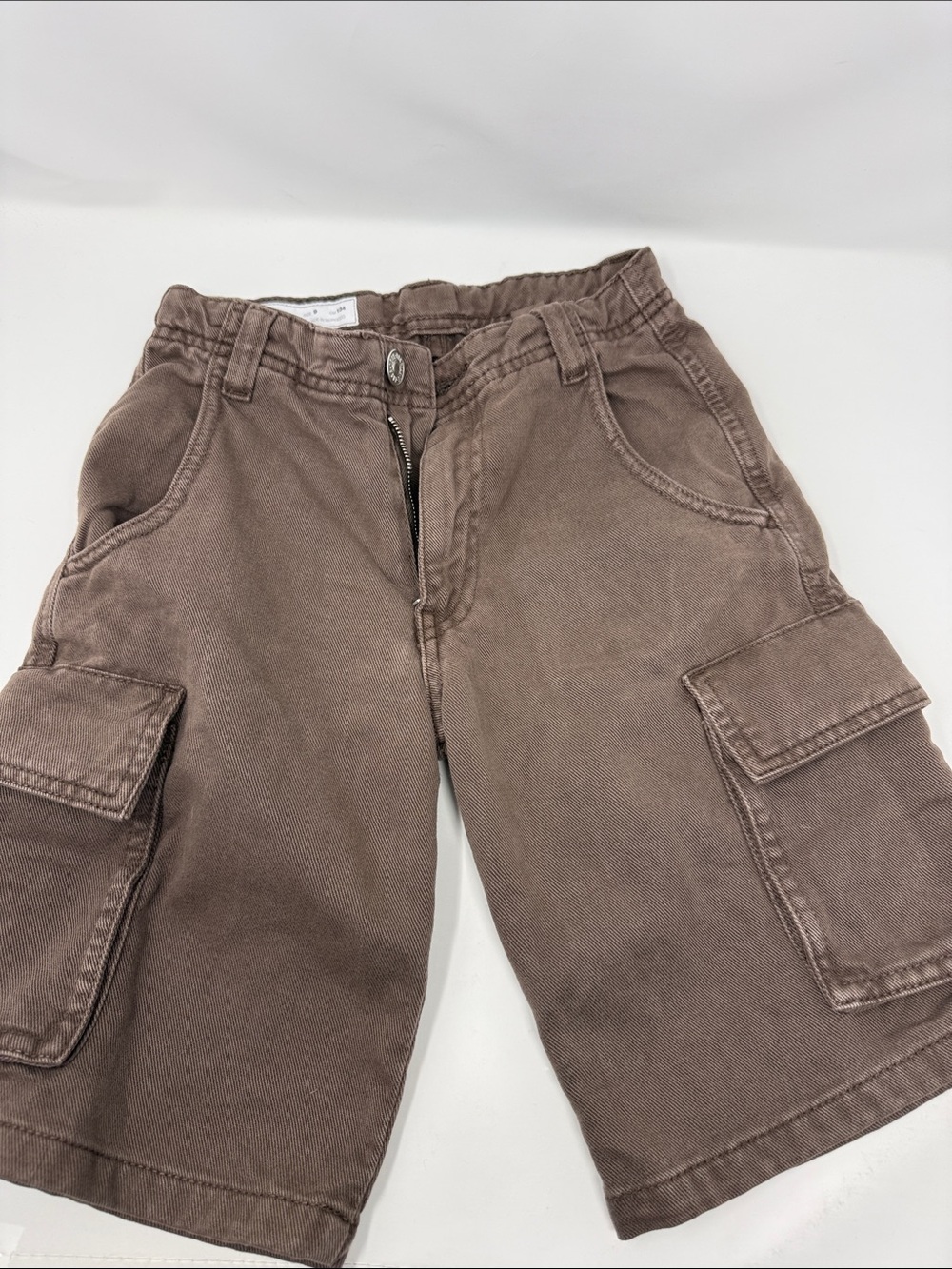 Zara Boy’s Cargo Shorts in Brown with pockets. Size 9